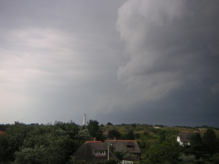 Zicht vanaf de hoge duin op de watertoren